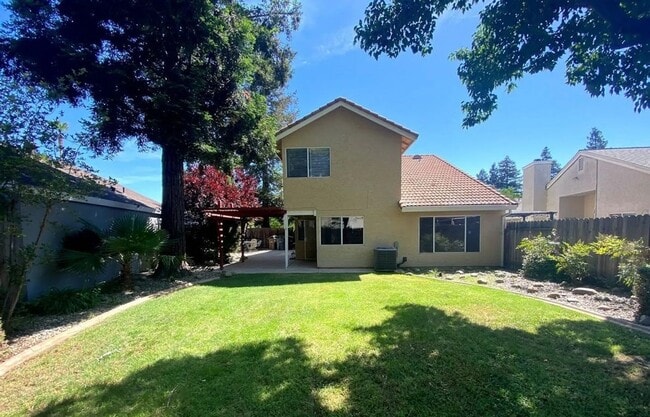 Photo - Freshly Painted 3 Bedroom + Loft in Desirable Elk Grove Neighborhood