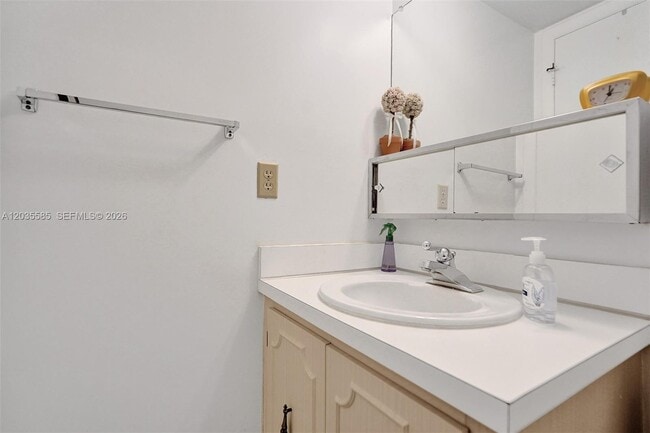 Photo - 3113 S Ocean Dr Unit 803