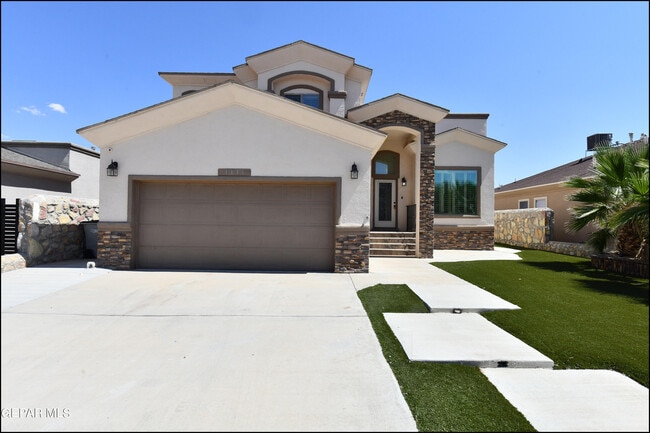 Photo - 3136 Red Maple