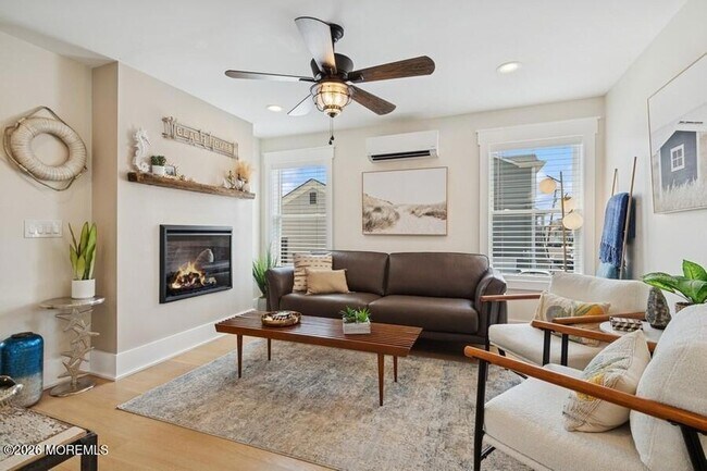 124 2nd Ave