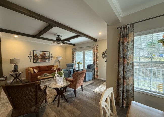 Photo - 123 Pete Mann Rd