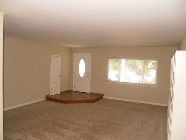 Photo - RENT WILL BE $3950 THROUGH MAY 2026!