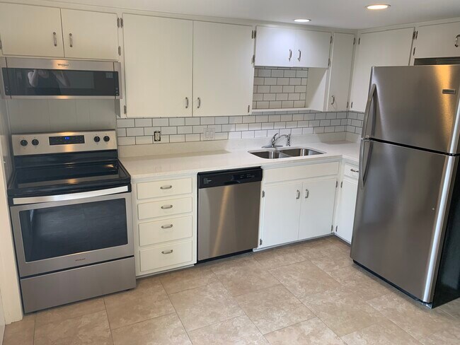 Photo - 3214 Crosscreek Dr