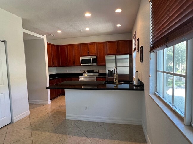 Photo - 1833 NW 12th St