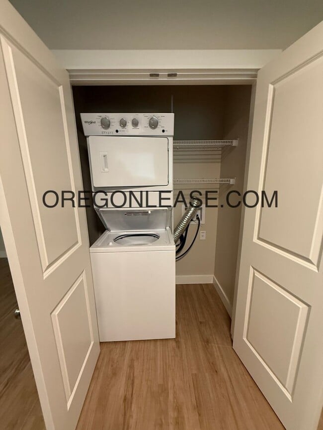 Photo - Newer 2-Bedroom Apartment located off Jasp... Unit 4004 Horace st #8