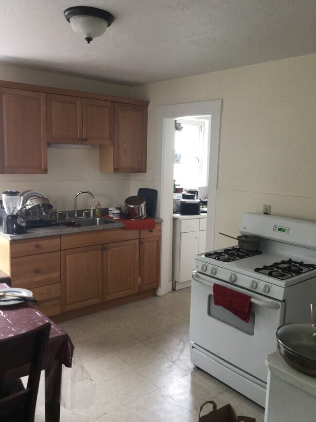 Photo - 58 Brock St Unit 3