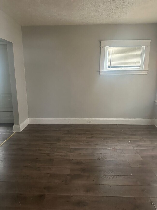 Photo - Nice Cozy downstairs unit