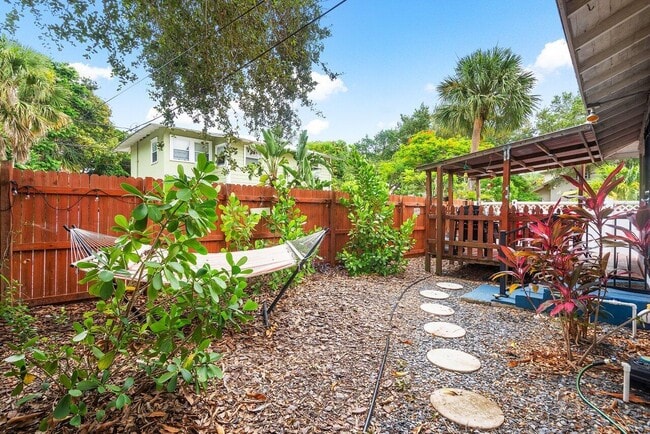 Photo - 314 S Palmway
