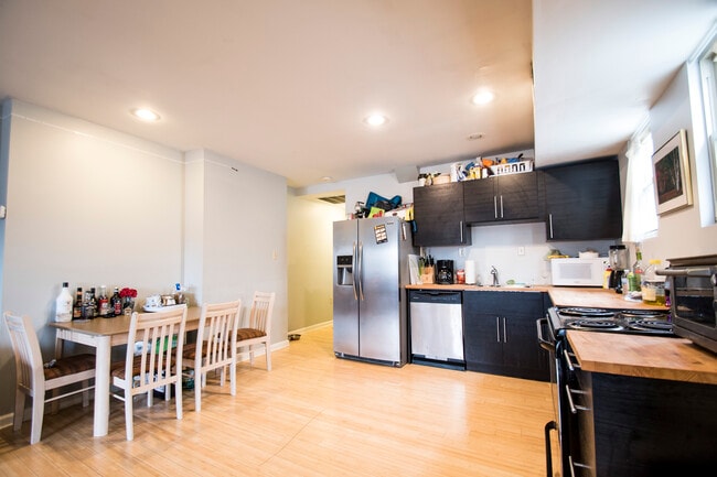 Photo - 2516 Josephine St
