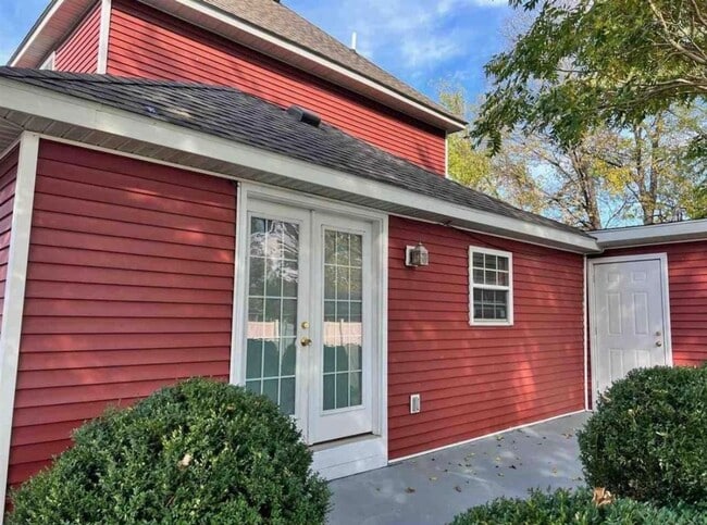 Photo - 3 Bedroom/3.5 Bath Home