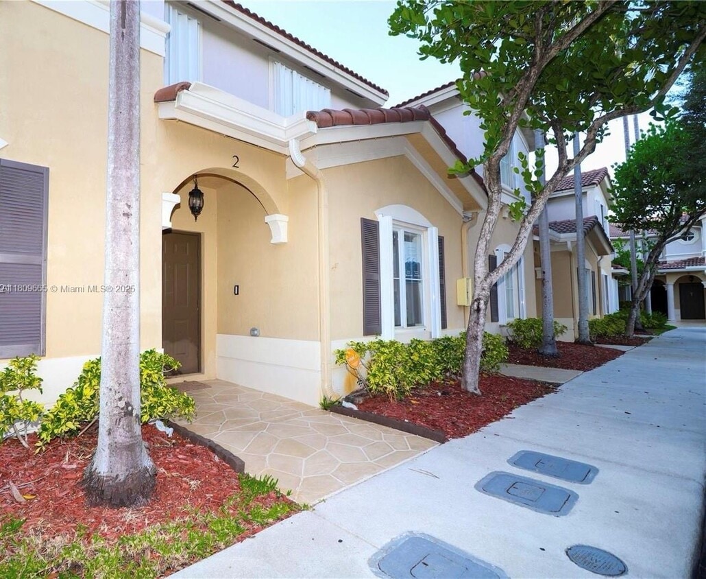 Photo - 9020 W Flagler St (Miami, FL)