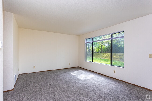 2BR, 1BA - 851SF - Madronas Apartments