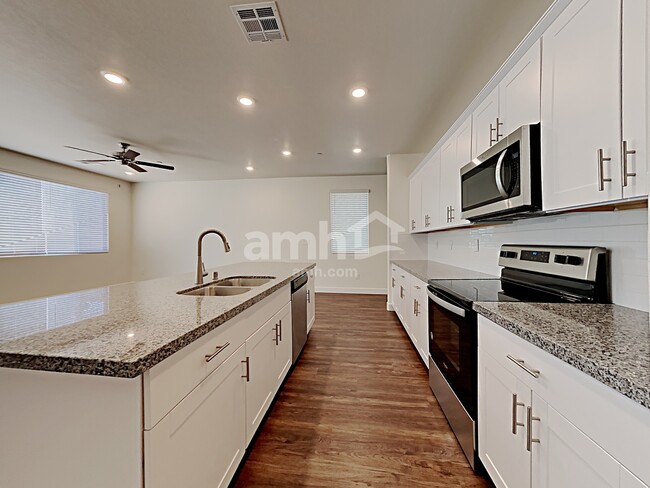 136 Charmante Tulip Ln