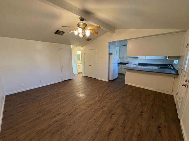 Photo - 2458 Unit 103