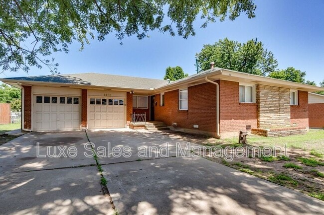 Building Photo - 3516 Mt Pleasant Dr