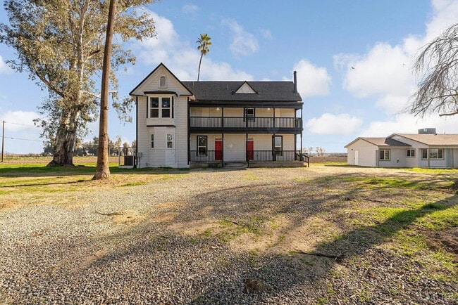 Building Photo - 15769 W Hanford Armona Rd