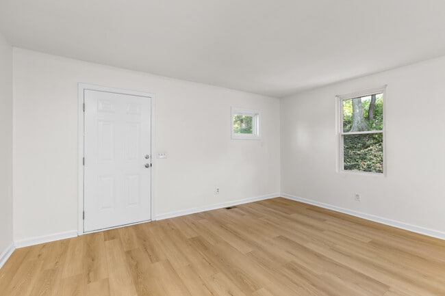 Photo - 203 Theodore Rd