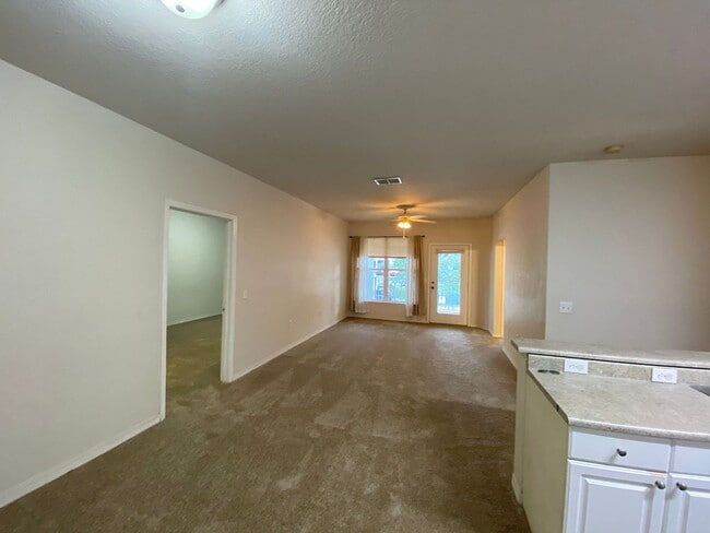 Photo - Top floor - 2 Bedrooms, 2 Bathrooms