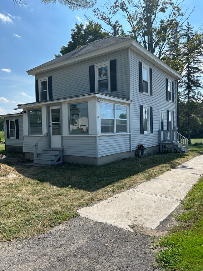 Building Photo - 29 Freeville Rd Unit 29 Front Rental