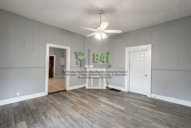Photo - 114 McGee St