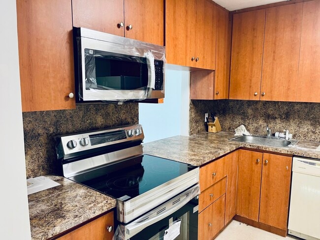 Photo - 1801 S Ocean Dr Unit 633