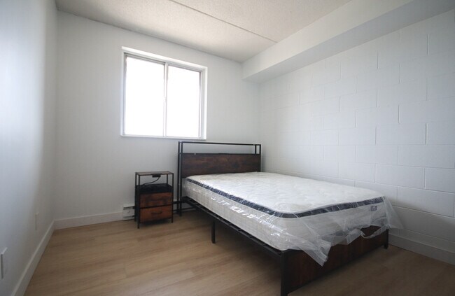 Photo - University Place - 50 University Ave E