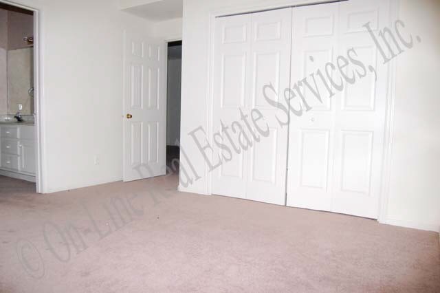 Photo - North Ramparts