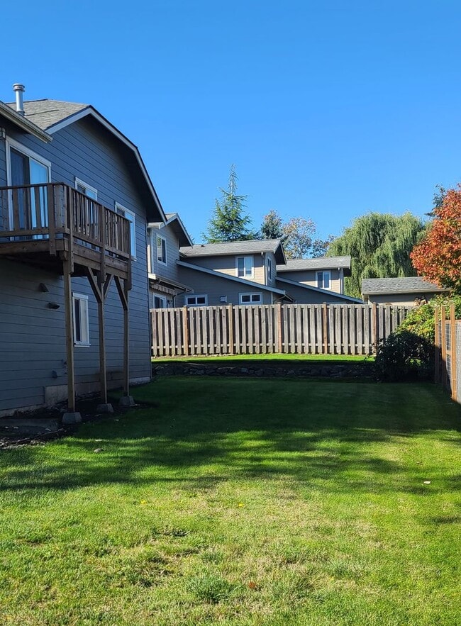 Photo - Renovated 3 BR Townhouse