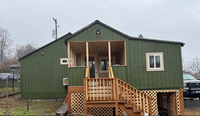 Photo - 826 Walker Ave