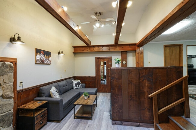 Photo - 72 Faulkner Rd Unit ID1308962P