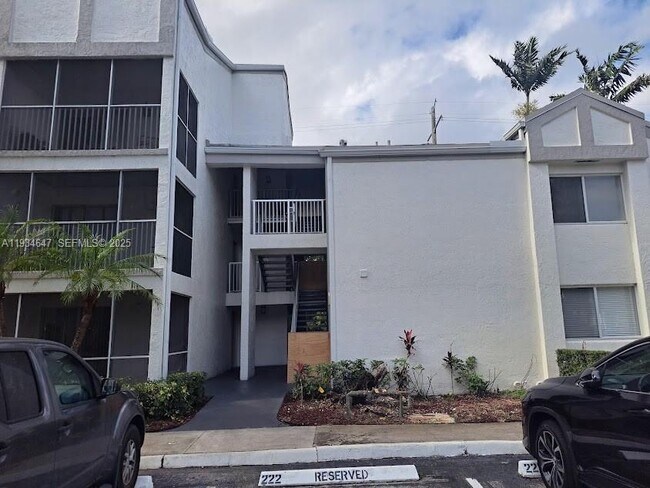 Photo - 5612 Rock Island Rd Unit 156