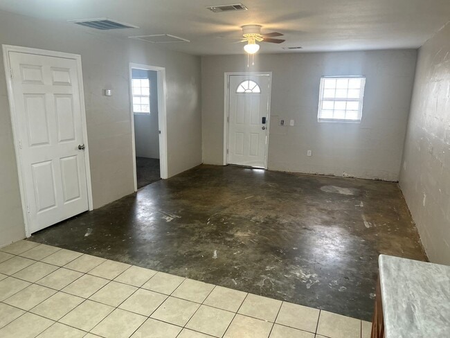 Photo - Sullens Duplex Unit Apt B