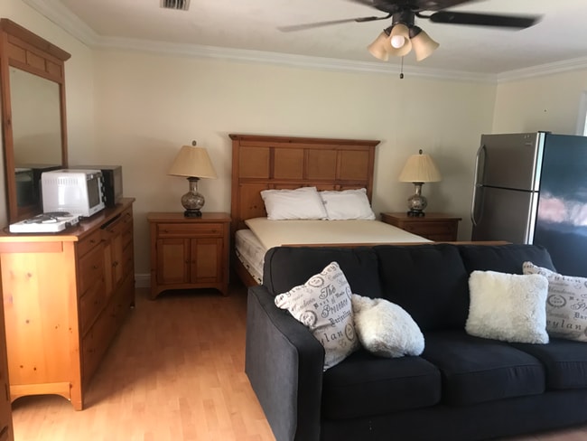 Photo - 630 NW 7th Ave