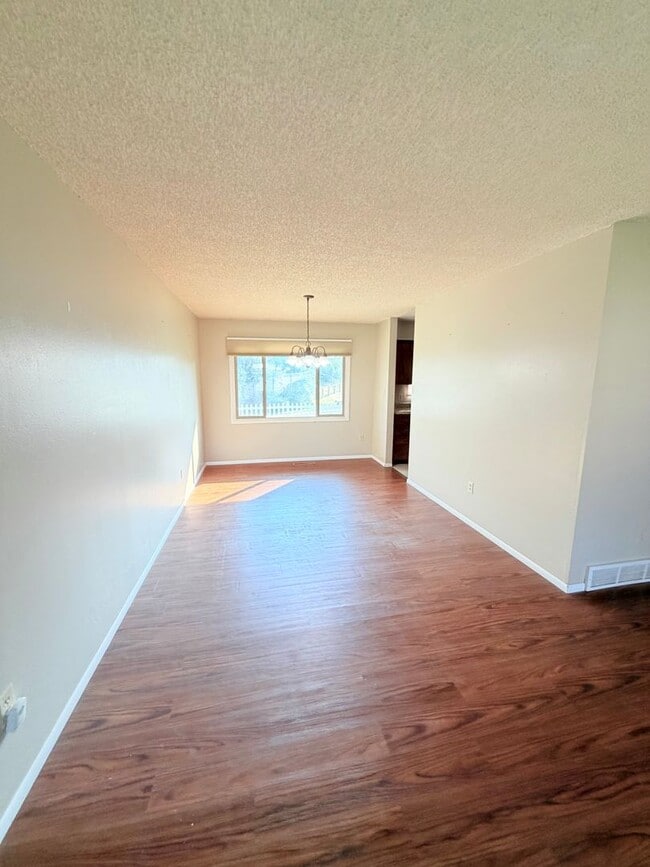 433 Beaverhead Ct