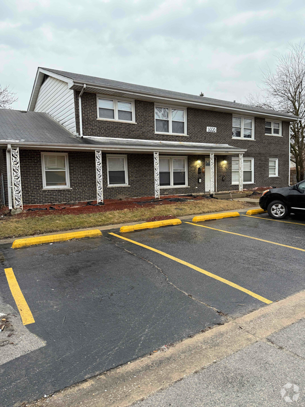 Building Photo - 14506 Cottage Grove Ave Unit 2E Rental