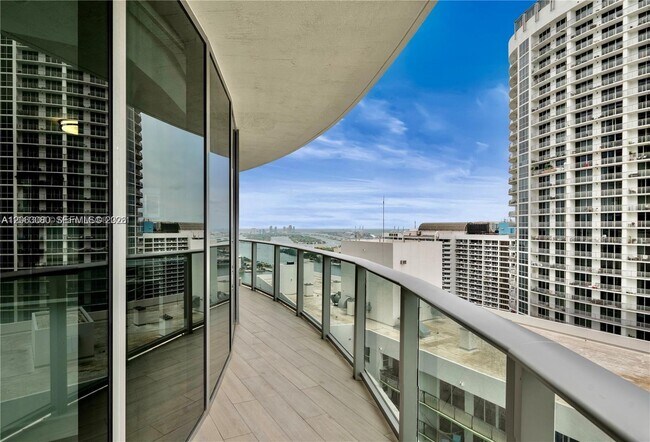 Photo - 488 NE 18th St Unit 3900
