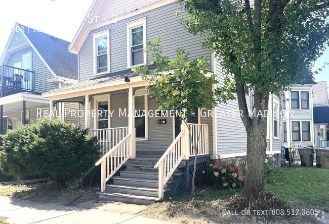 Building Photo - 656 E Mifflin St Unit 2 Rental