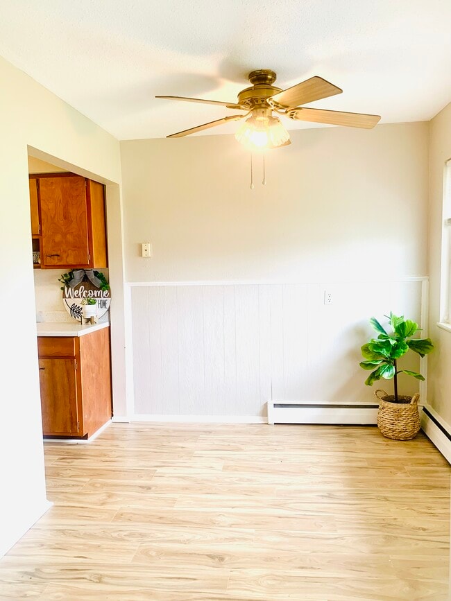 Dining Area - 1028 Conant St Unit 2