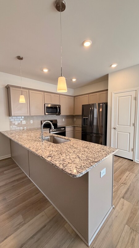 Photo - 1428 Donhill Dr