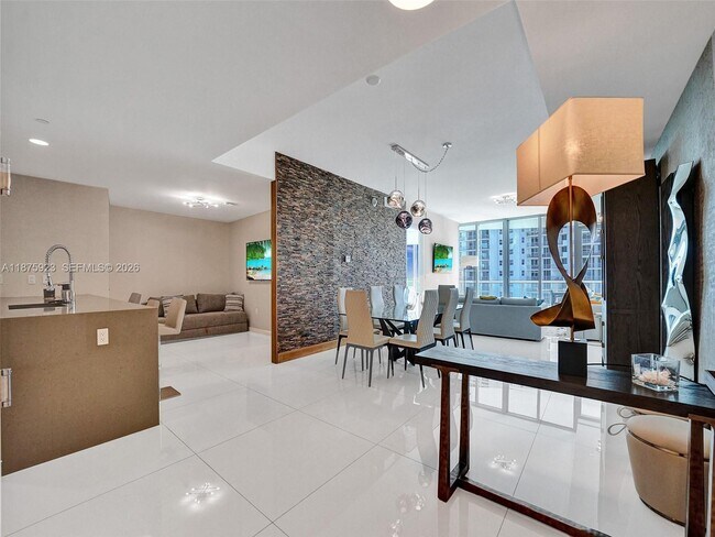 Photo - 17475 Collins Ave Unidad 503