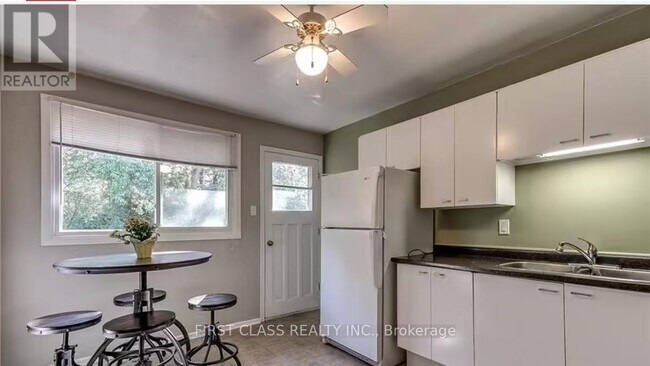 Photo - 657 Sevilla Park Pl