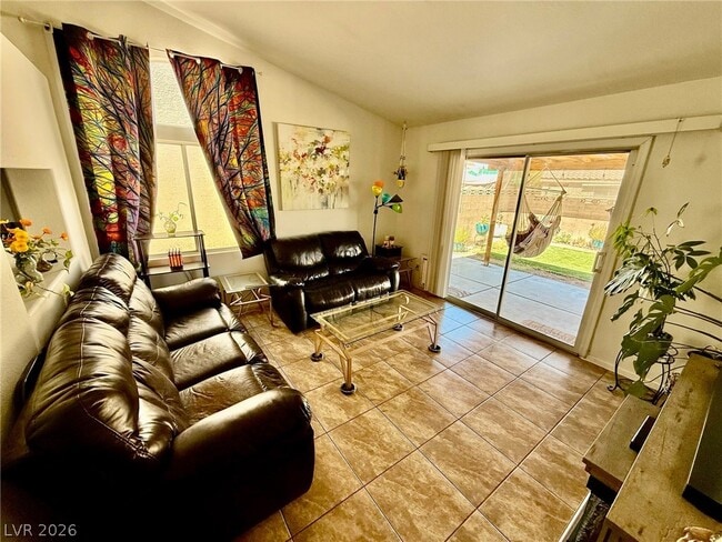 Photo - 1708 Crystal Chimes Dr