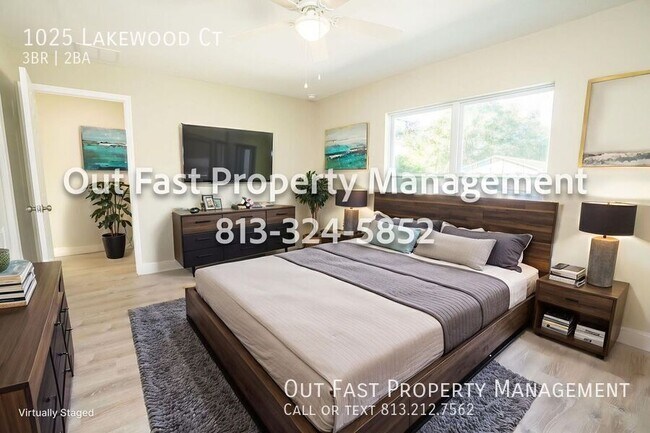 Photo - 1025 Lakewood Ct