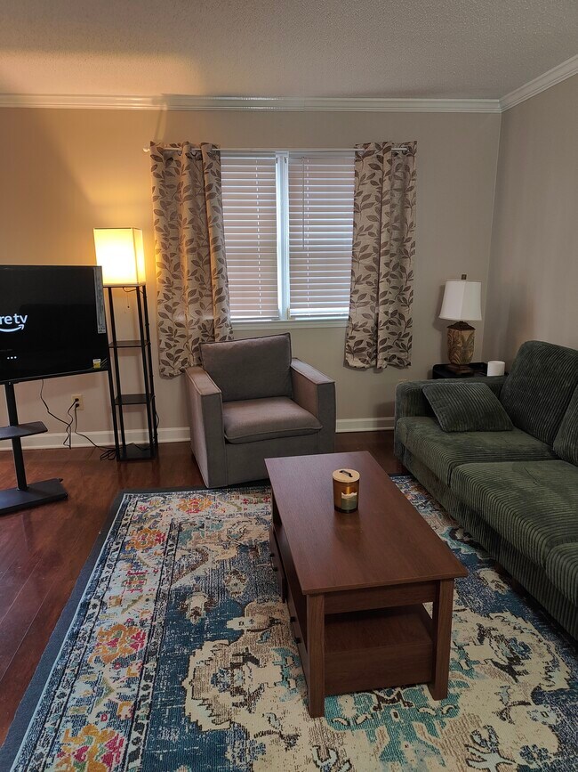 Photo - 315 McBrien Rd