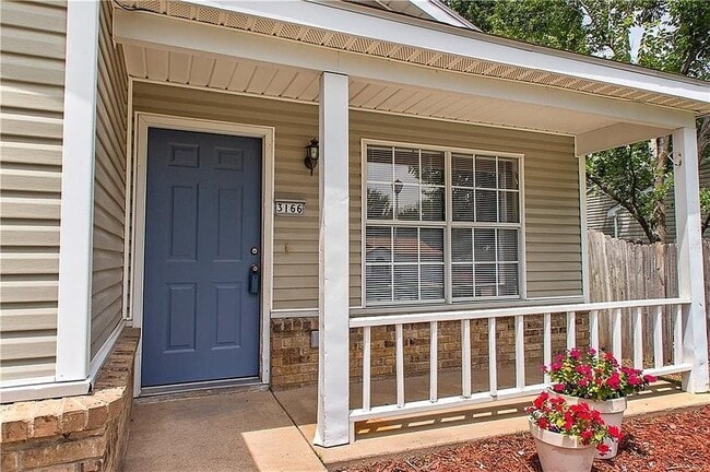 Photo - 3166 W Anne St