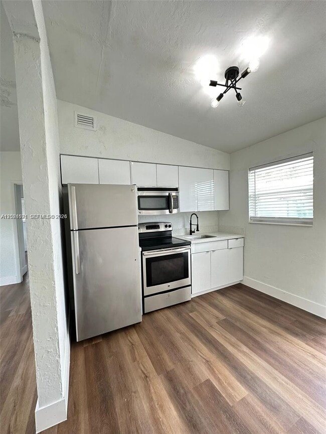 Photo - 2029 Washington Ave Unidad 1