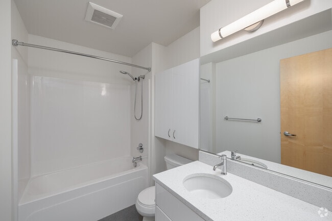 1BR, 1BA - Lower Burnside Lofts