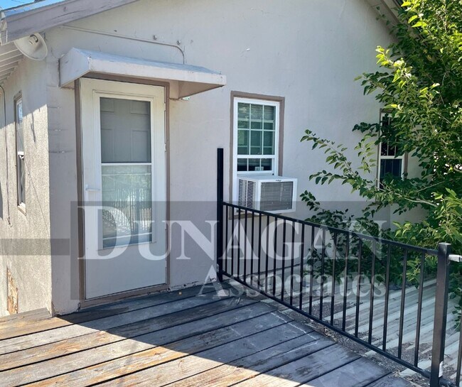 1 Bedroom 1 Bath with Loft - 1 Bedroom 1 Bath with Loft