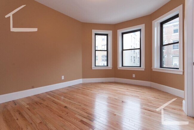 Photo - 4 Bed/ 2 Bath Available 9/1/26 (Brighton)