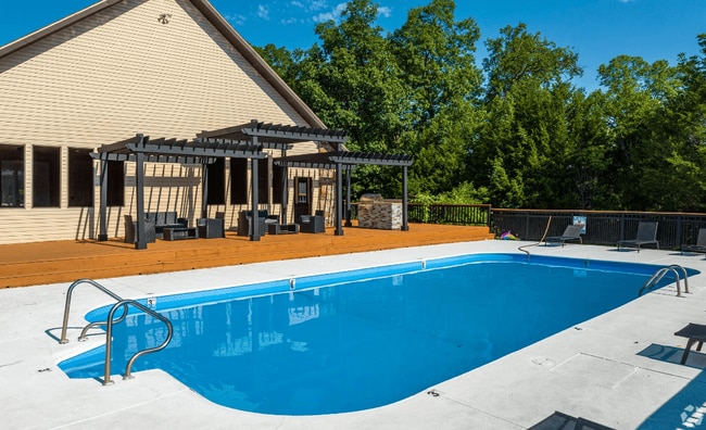 Golden Oaks Apartments
